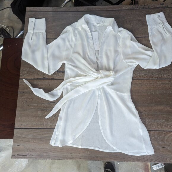 NWT Timing Size Small White Blouse - Picture 15 of 16